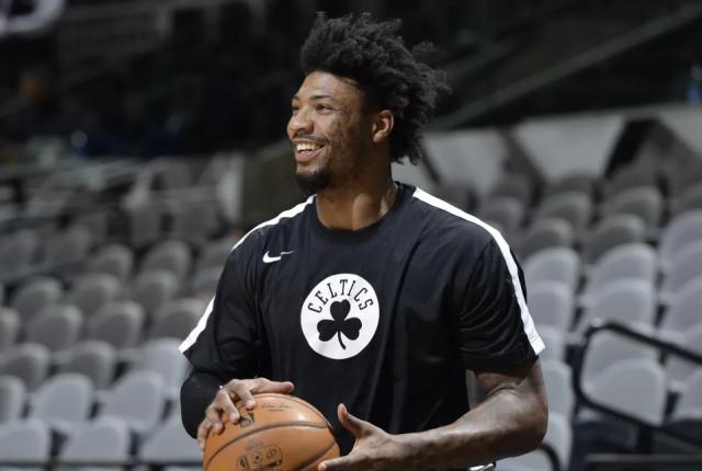 开云体育入口-斯马特明日将迎来复出 下半赛季绿军有望重回正轨