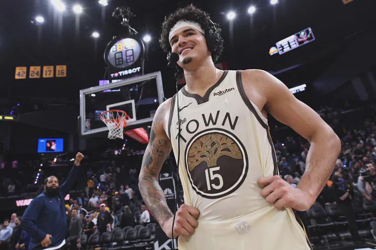 开云体育APP下载-那些偷偷厉害的家伙（三十四）库里和勇士选择了再试试